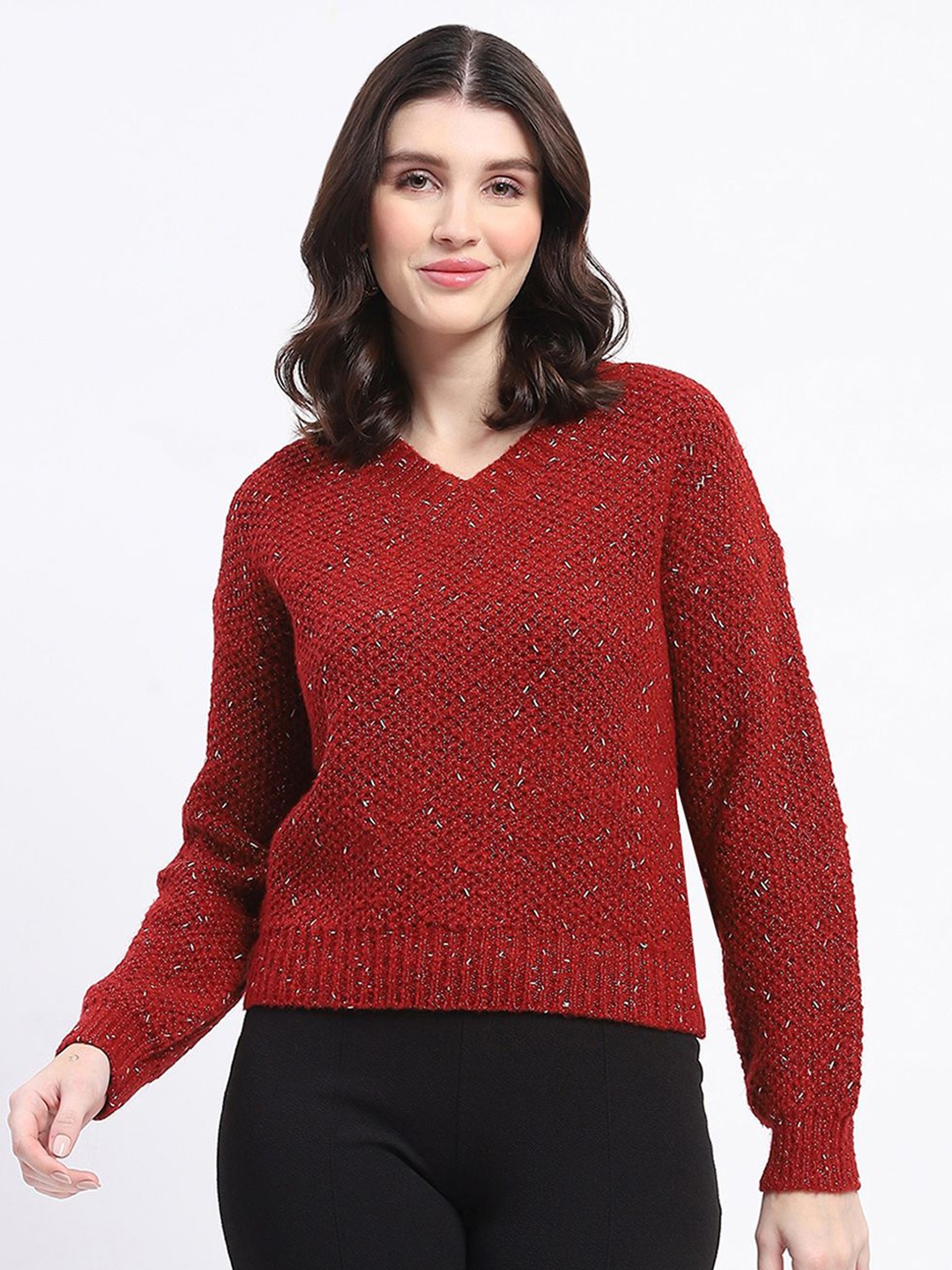 

Madame Women Pullover, Maroon
