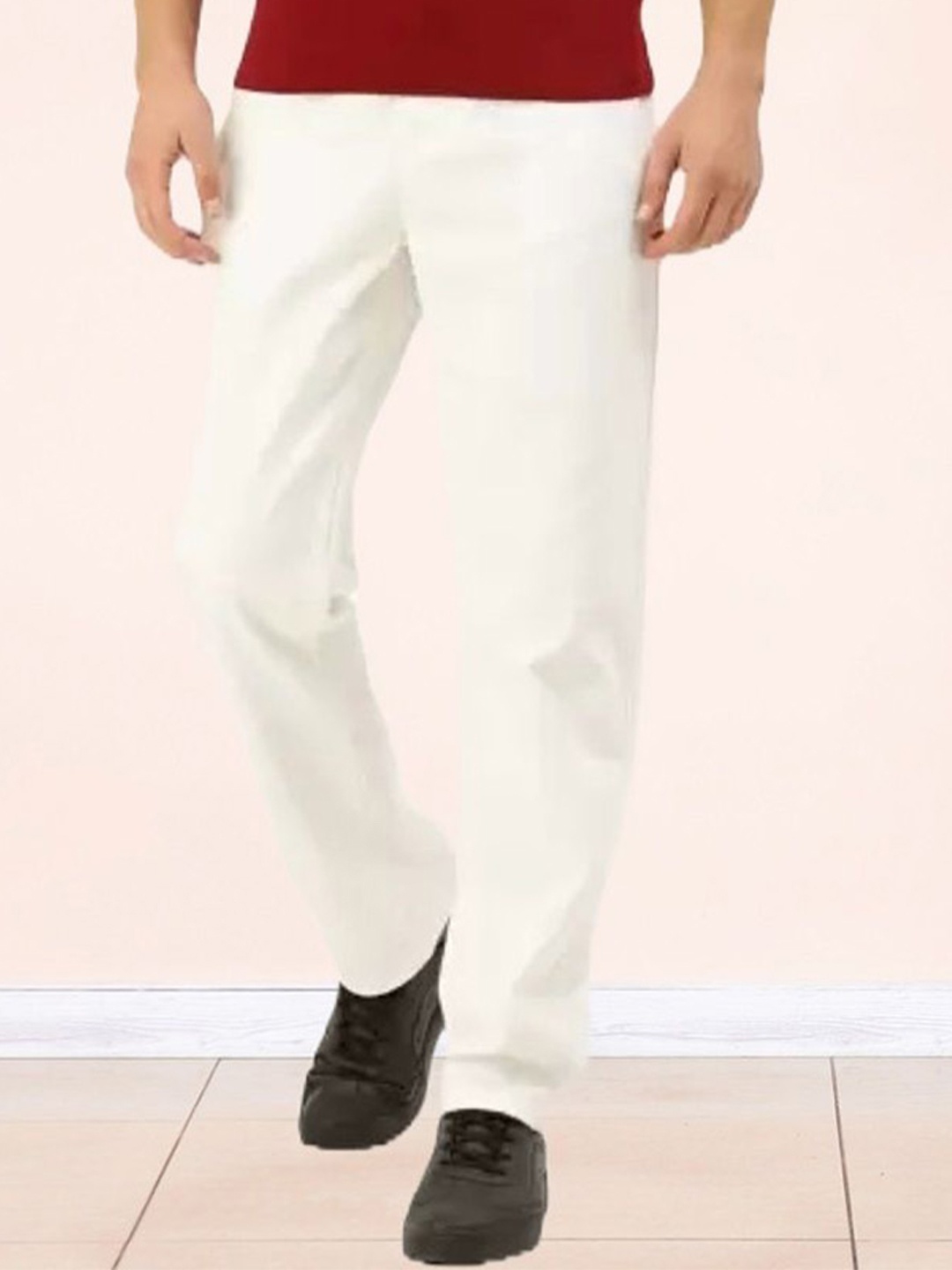 

LINARIA Men Classic Slash Knee Jeans, White