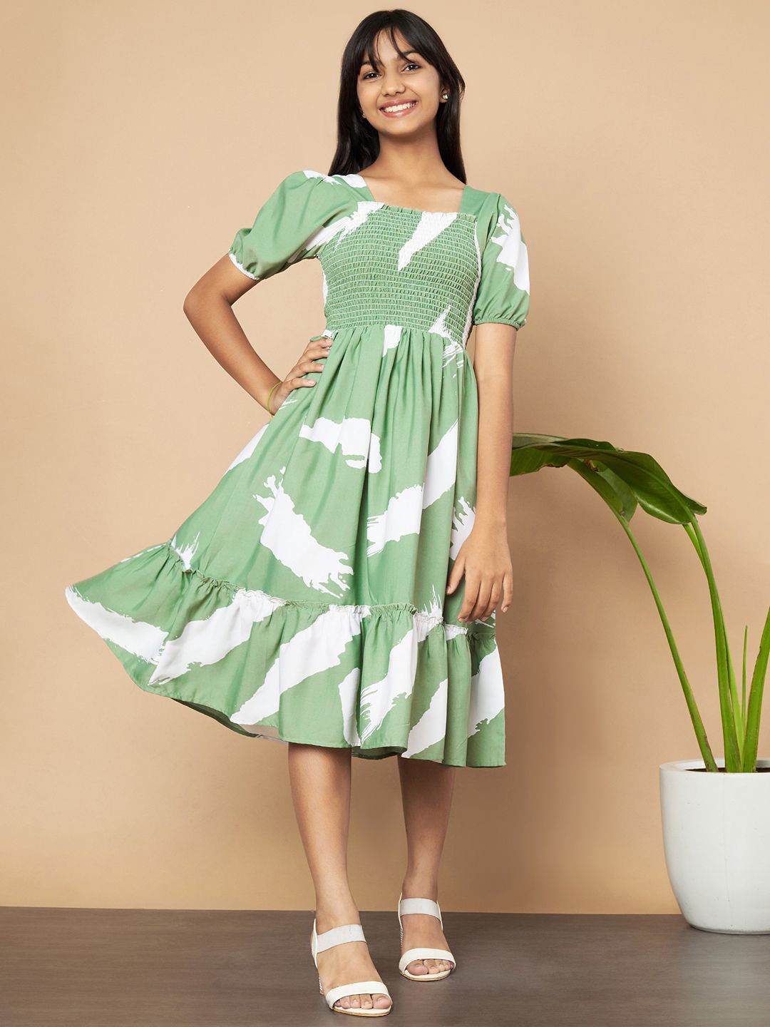 

OTABU Print Puff Sleeve A-Line Midi Dress, Green