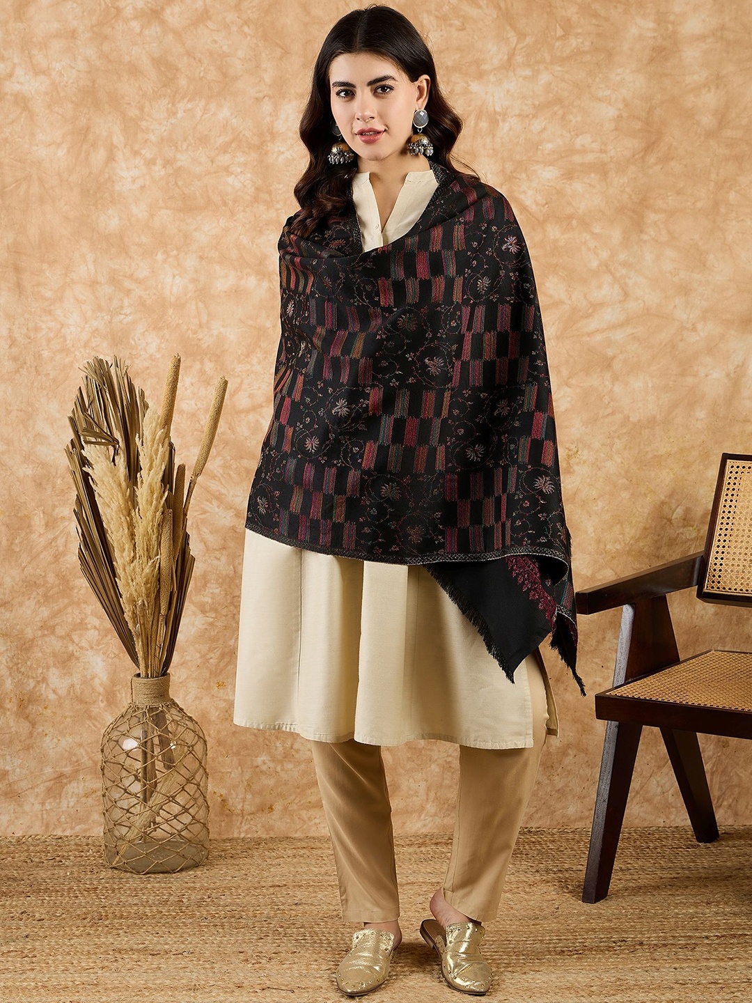 

SAHASIKA Women Woven Design Stole, Black