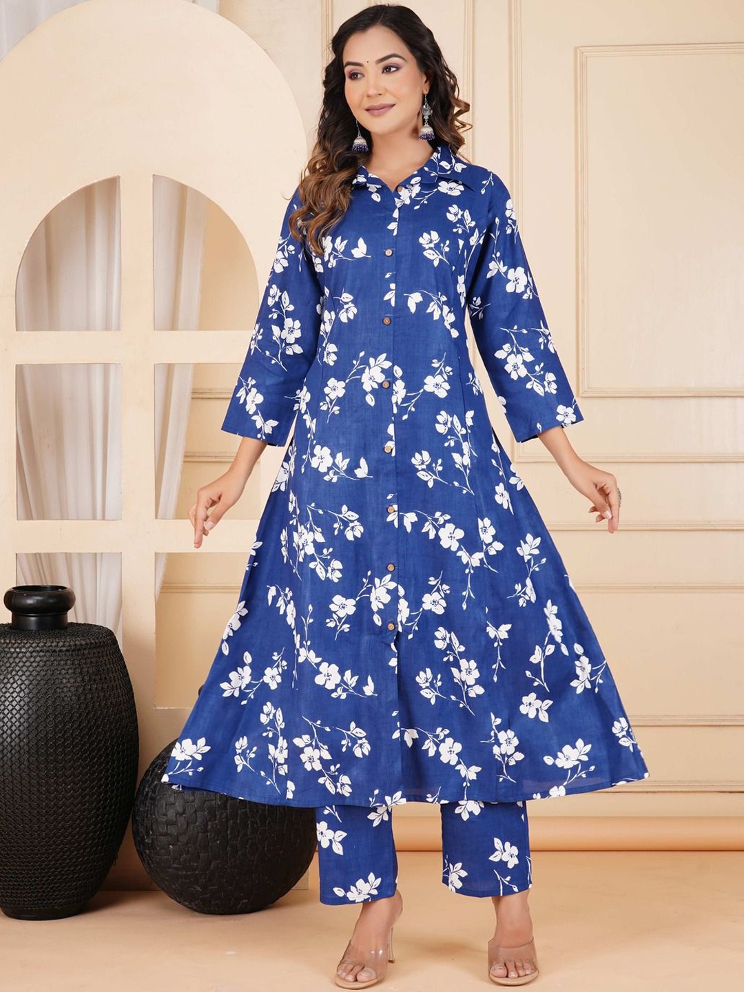 

Aarti Fashion Women Ethnic Motifs Printed Regular Kurta with Trousers, Blue