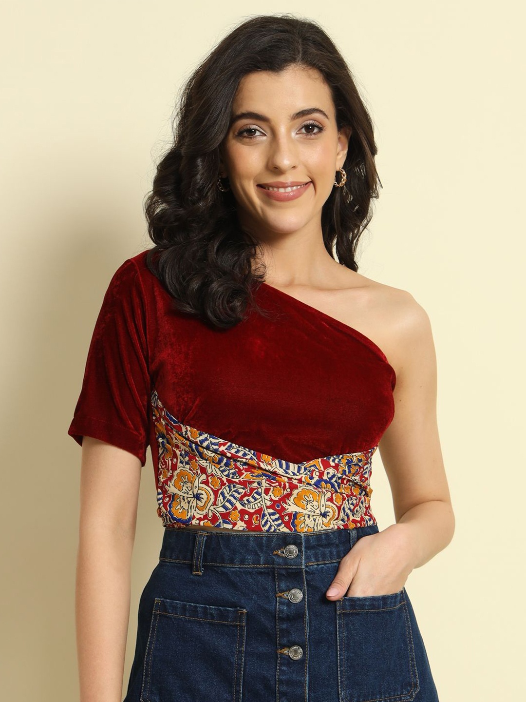 

BAESD Floral One Shoulder Velvet Top, Red