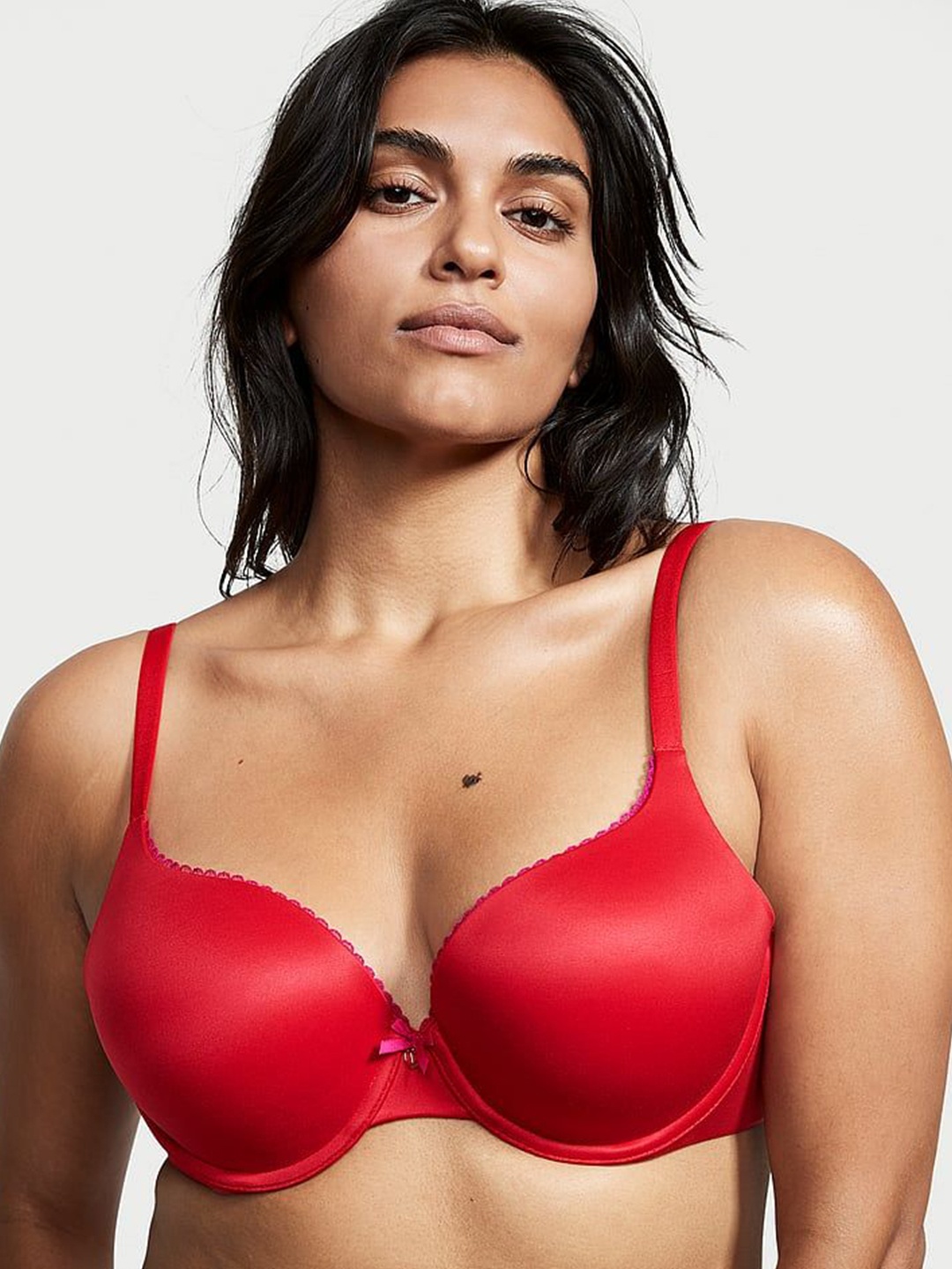 

Victoria's Secret Bra Full Coverage Underwired Heavily Padded, Red