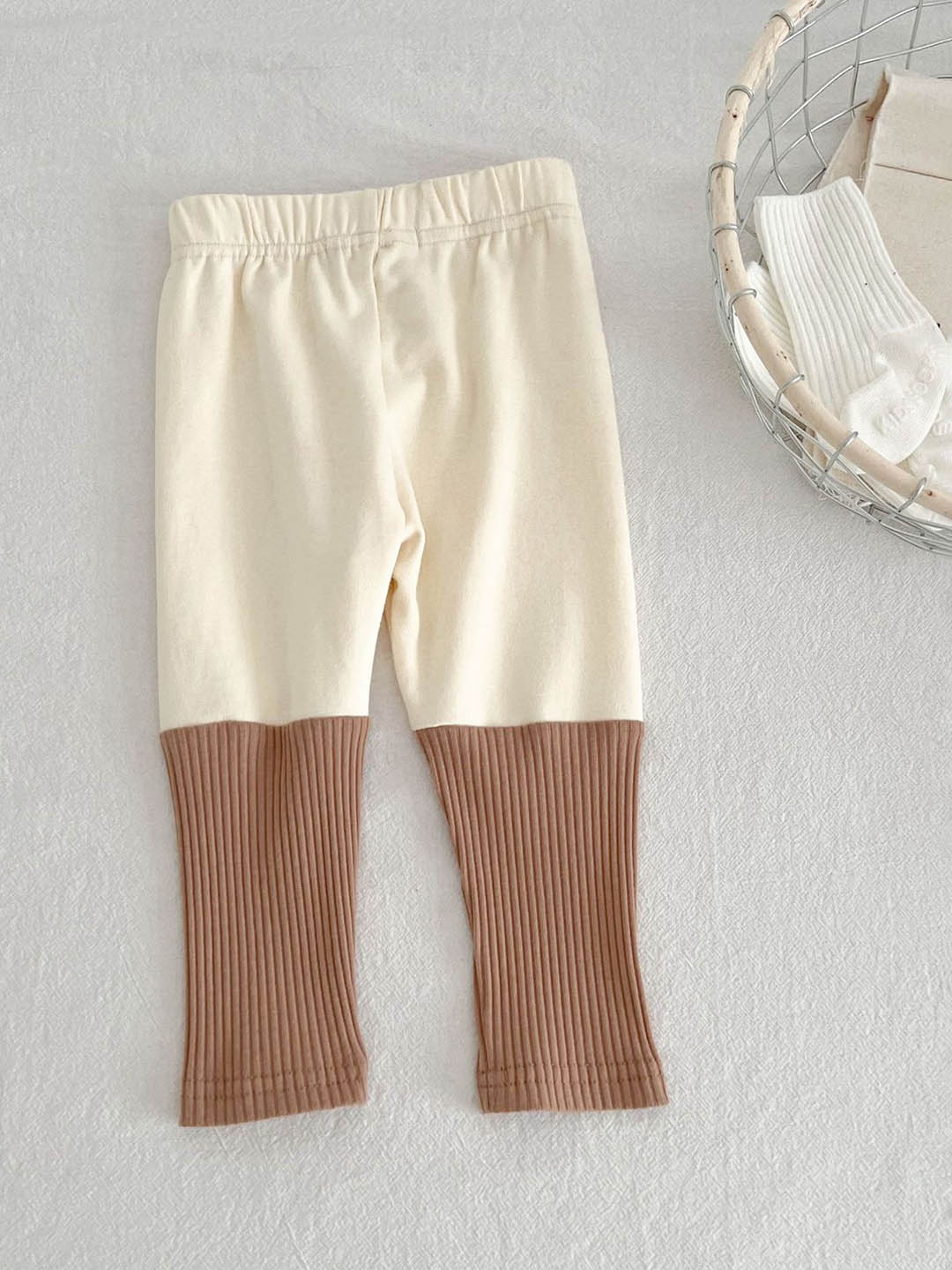 

LULU & SKY Girls Colourblocked Mid-Rise Ankle-Length Leggings, Brown