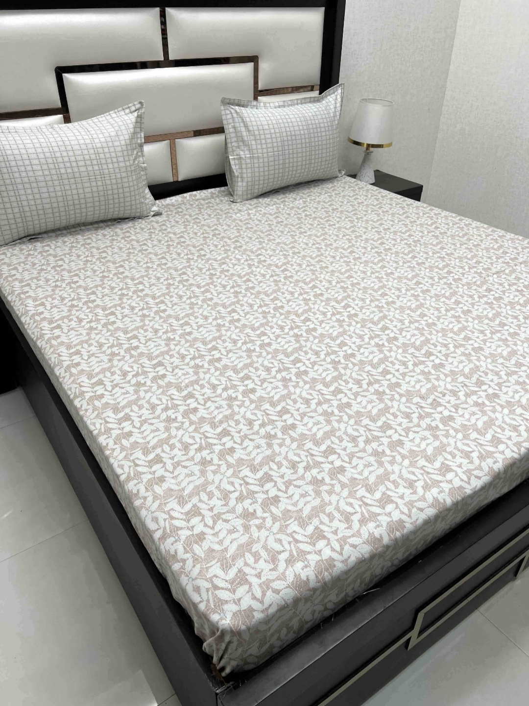 

Pure Decor Cotton King Size Double Bed Bedsheet With 2 Pillow Covers 2.74m X 2.74m, Pink