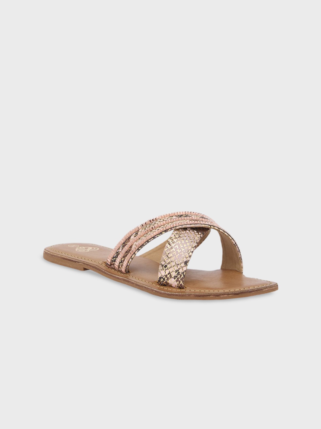 

Sole To Soul Women One Toe Flats, Champagne