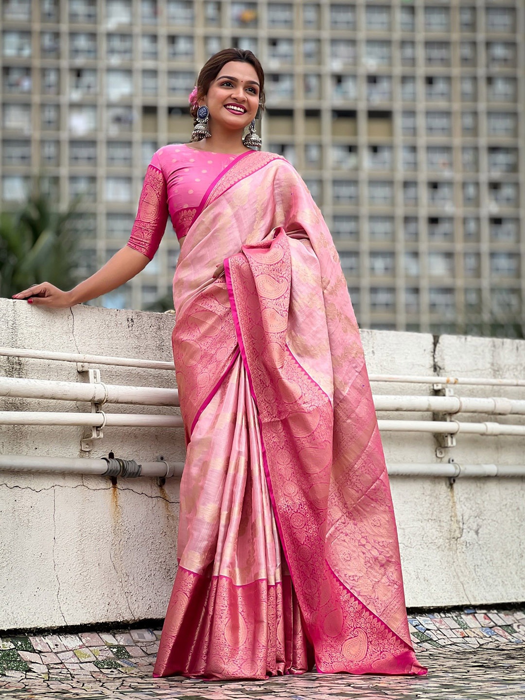 

LeeliPeeri Designer Floral Zari Silk Blend Paithani Saree, Pink