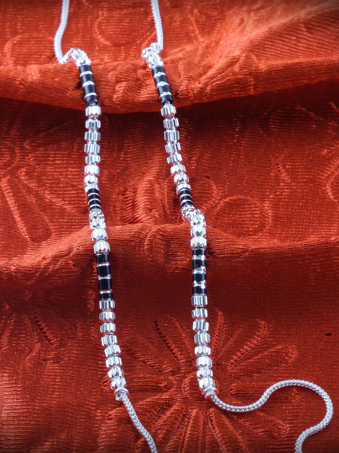 

Lila Silver-Plated Anklet