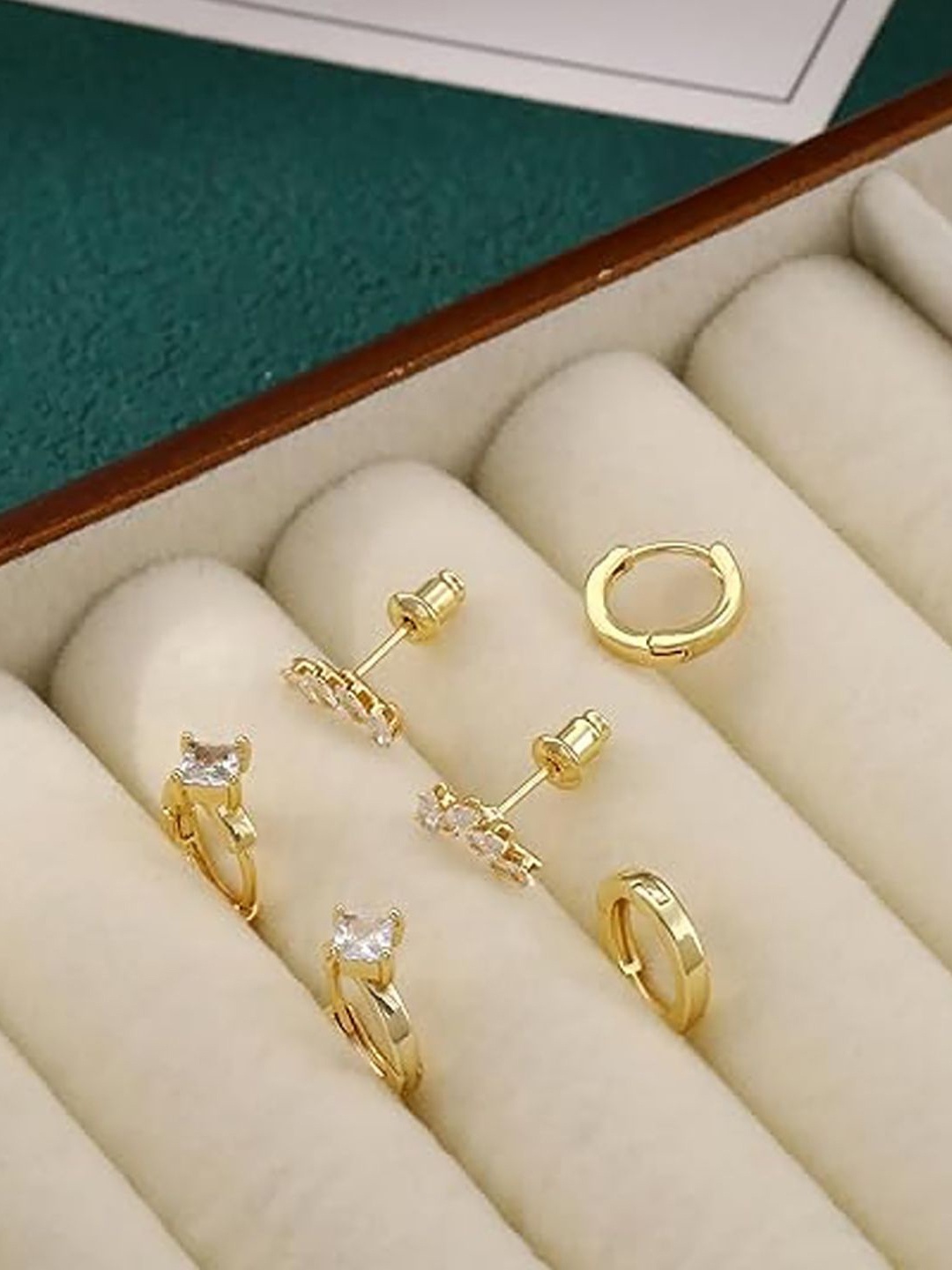 

StyleCast x Revolte Classic Hoop Earrings, Gold