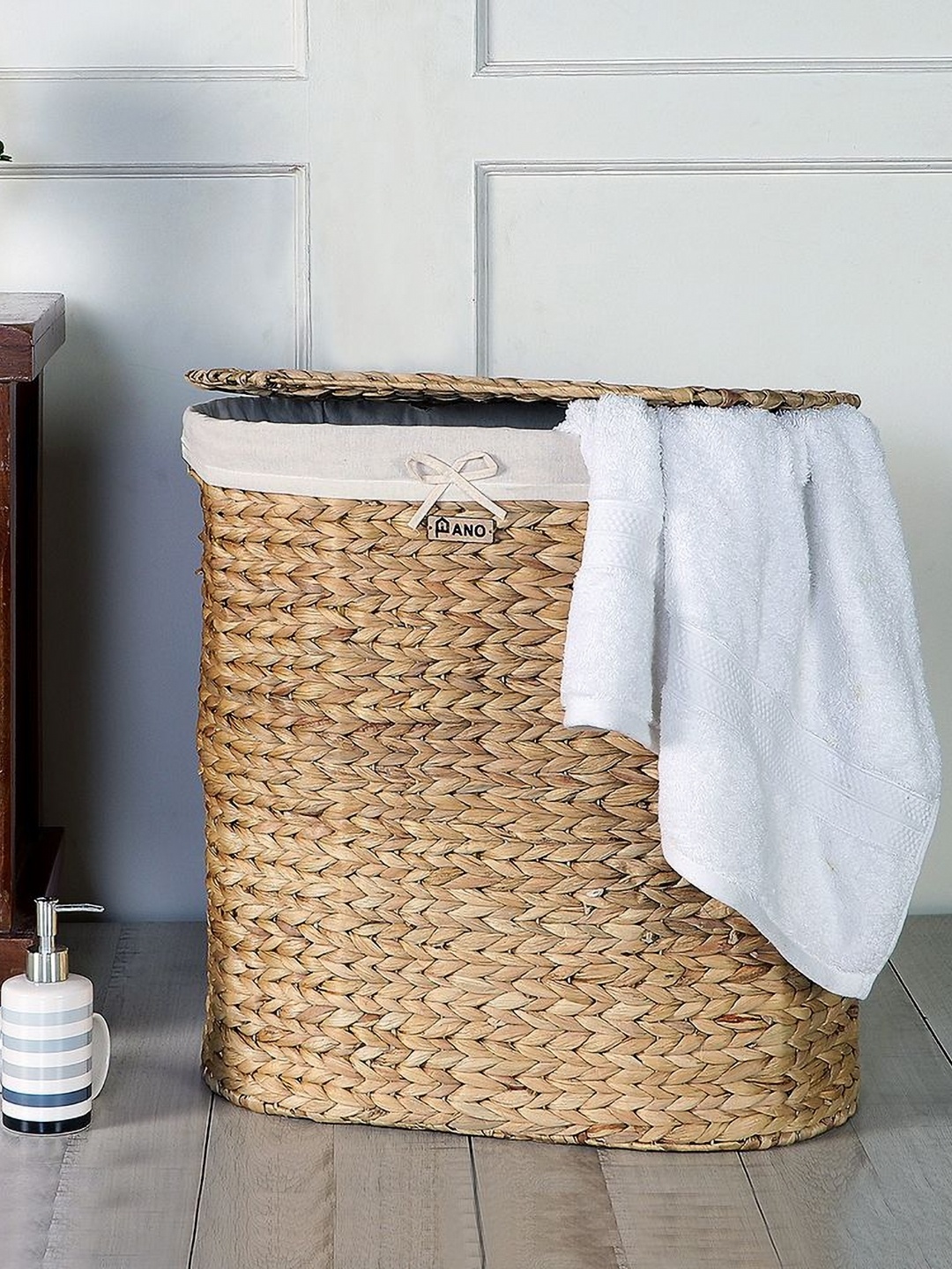 

Pano Khaki Hawai Natural Weicker Laundry Bag with Lid