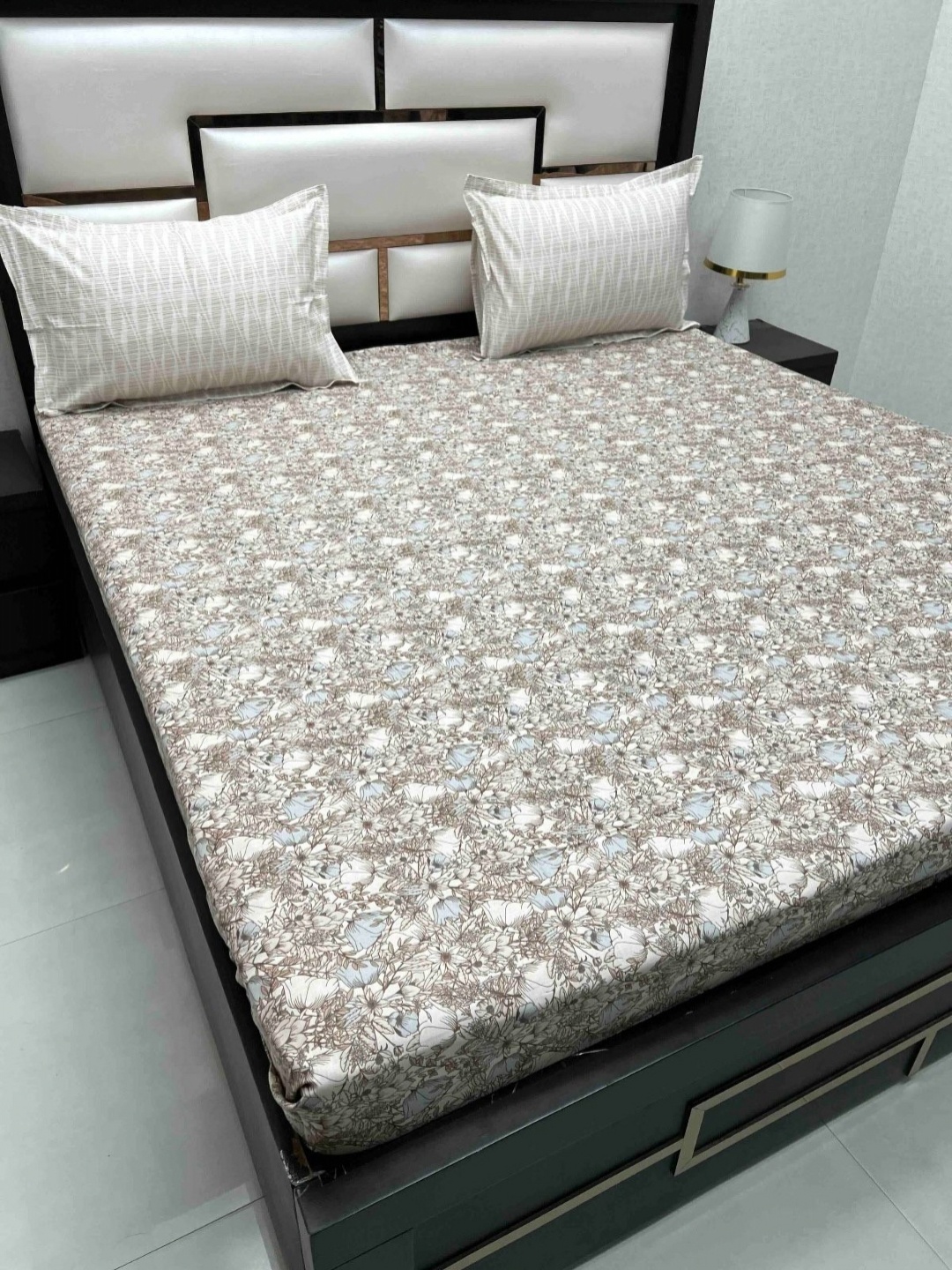 

Pure Decor Cotton King Size Double Bed Bedsheet With 2 Pillow Covers 2.74m X 2.74m, Brown