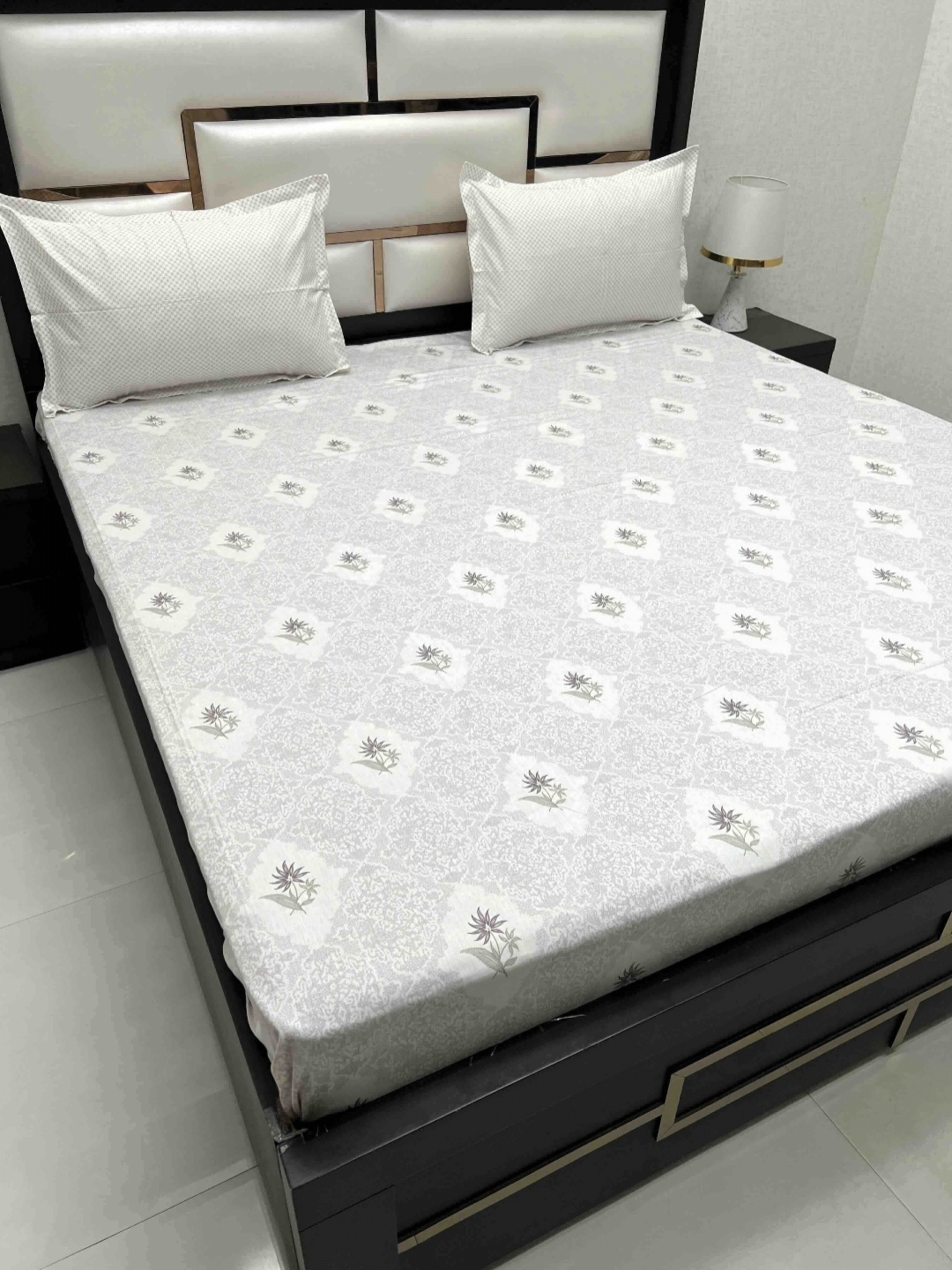 

Pure Decor Lifestyle White Floral Printed Pure Cotton 300TC King Bedsheet Set 2.78 x 2.72m