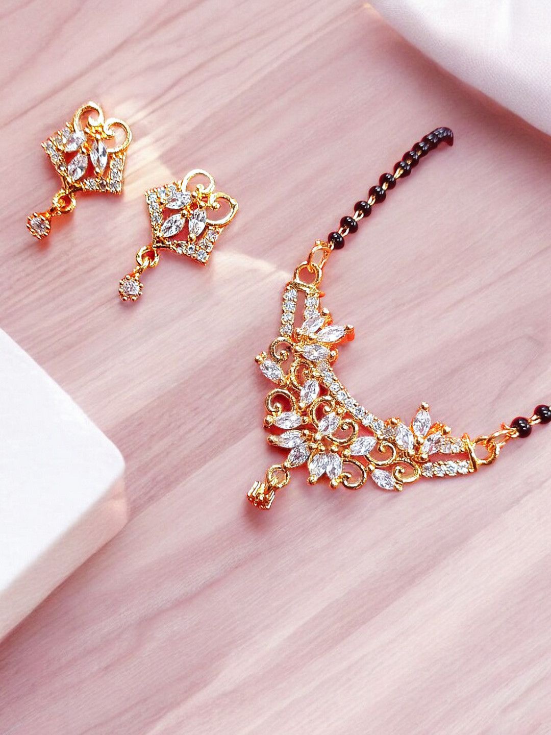 

Anouk Mangalsutra, Black