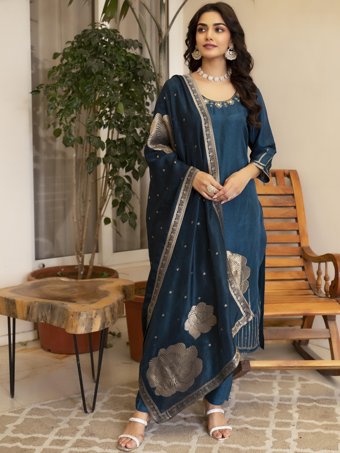 

Anouk Women Embroidered Regular Zardozi Pure Silk Kurta with Trousers & With Dupatta, Blue