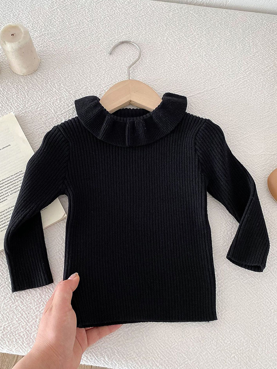 

LULU & SKY Top, Black
