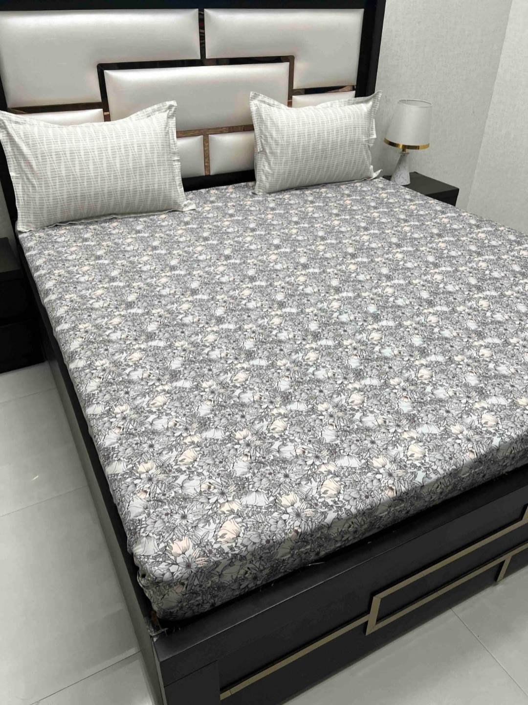 

Pure Decor Cotton King Size Double Bed Bedsheet With 2 Pillow Covers 2.74m X 2.74m, Grey