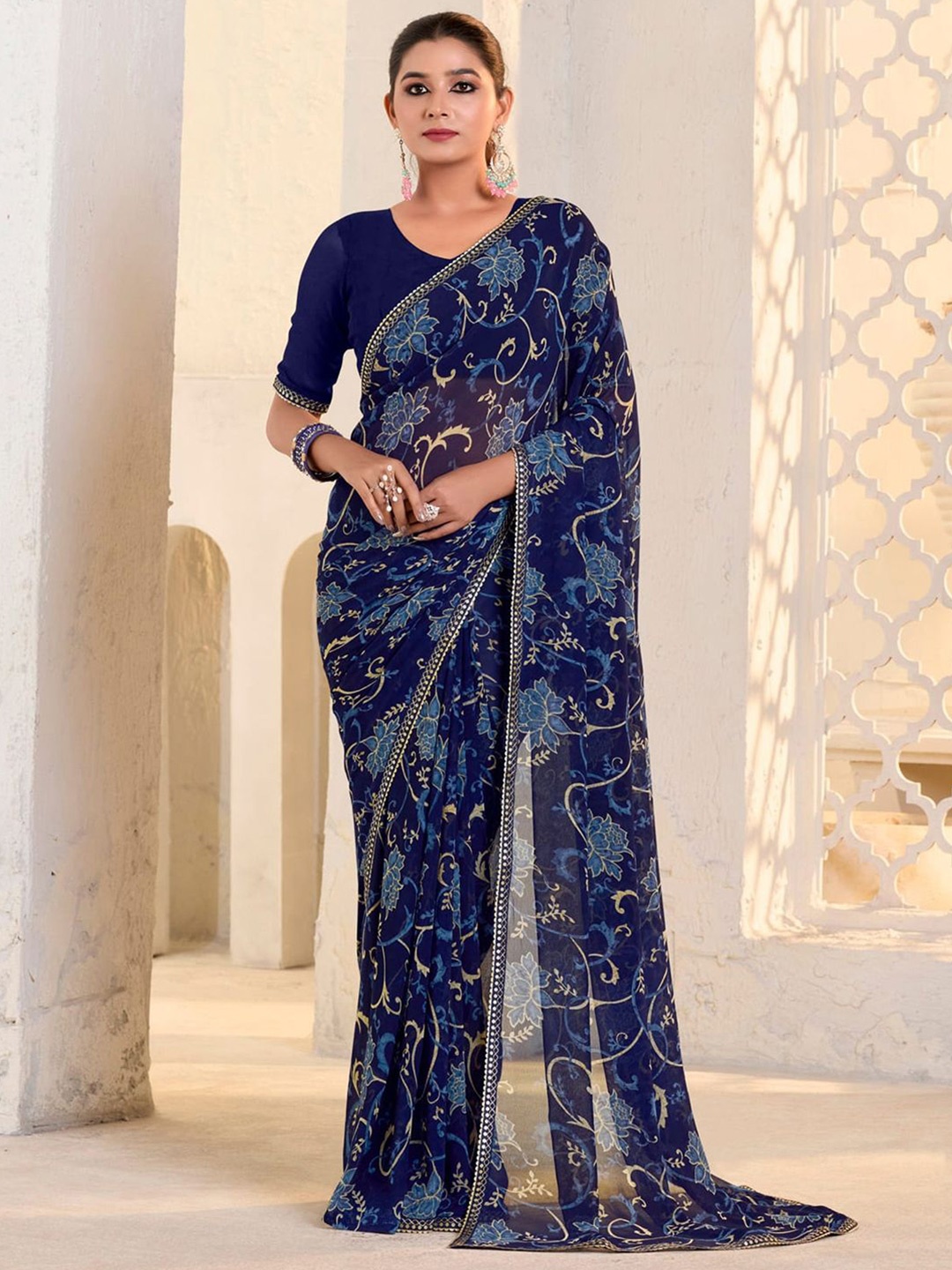 

Mitera Floral Pure Georgette Saree, Blue