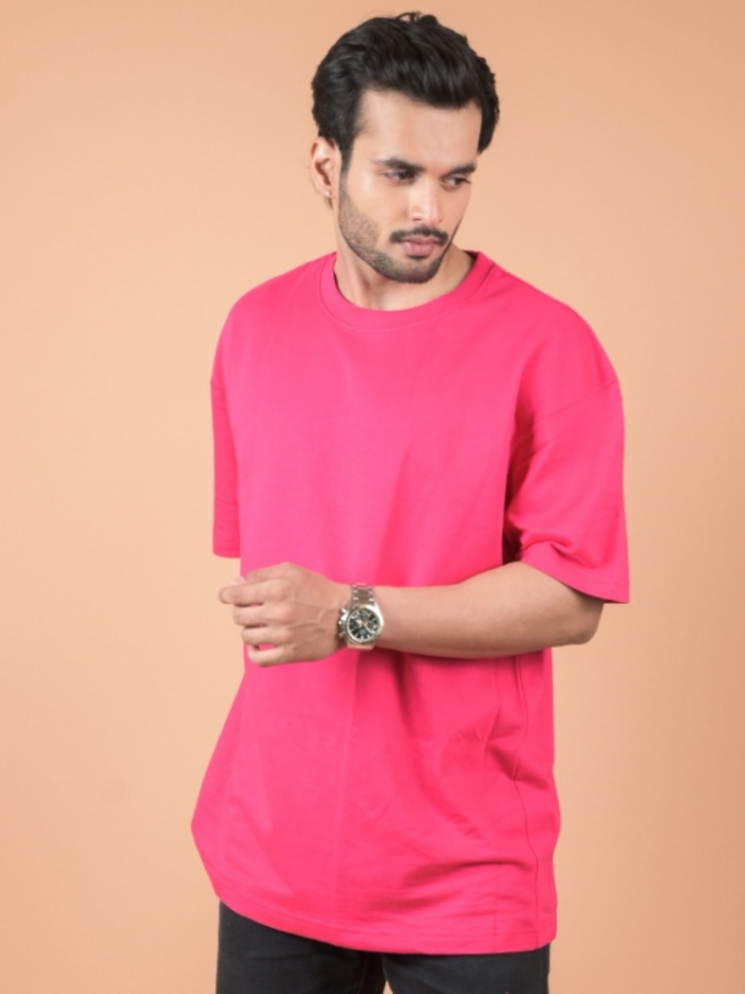 

INDIAN THREADS Men Pure Cotton Pockets T-shirt, Pink