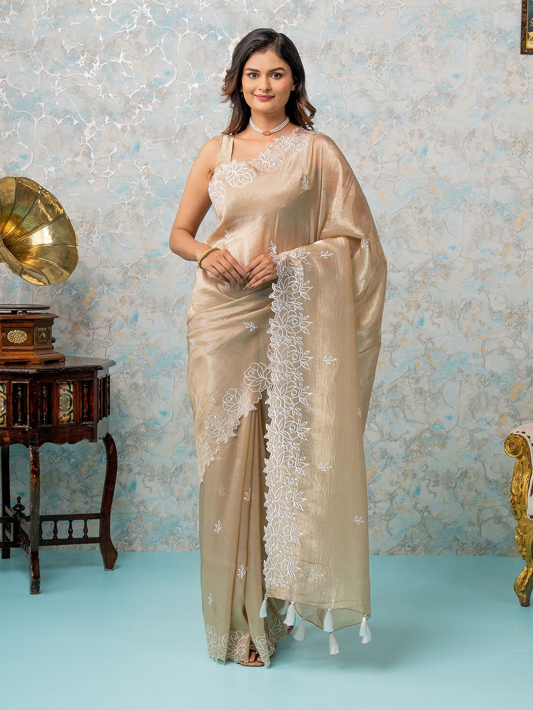 

MIMOSA Floral Embroidered Banarasi Saree, Tan