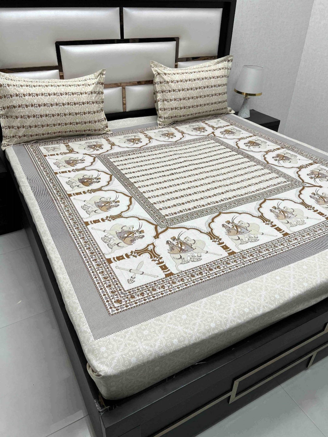

Pure Decor Cotton King Size Double Bed Bedsheet With 2 Pillow Covers 2.74m X 2.74m, Grey