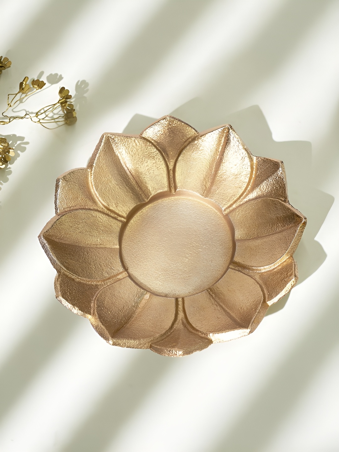 

Living scapes by Pantaloons Gold-Toned Candle Holder