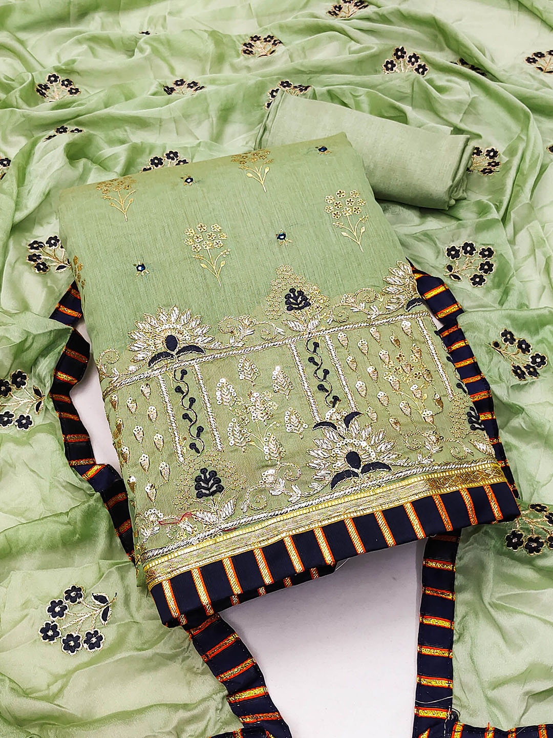 

Maroosh Embellished Unstitched Dress Material, Green
