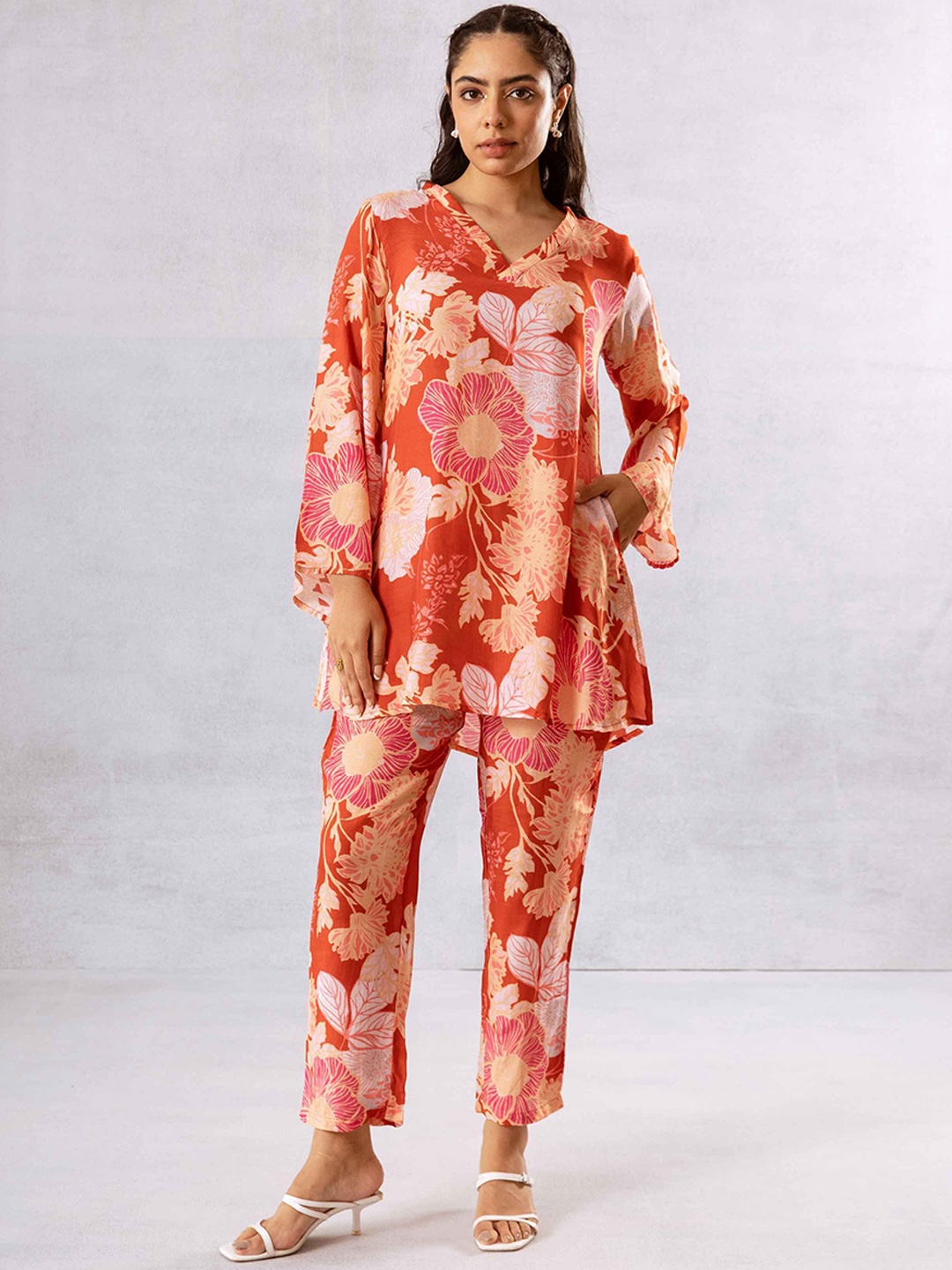 

HUKUM Printed Top With Trouser Co-Ords, Brown
