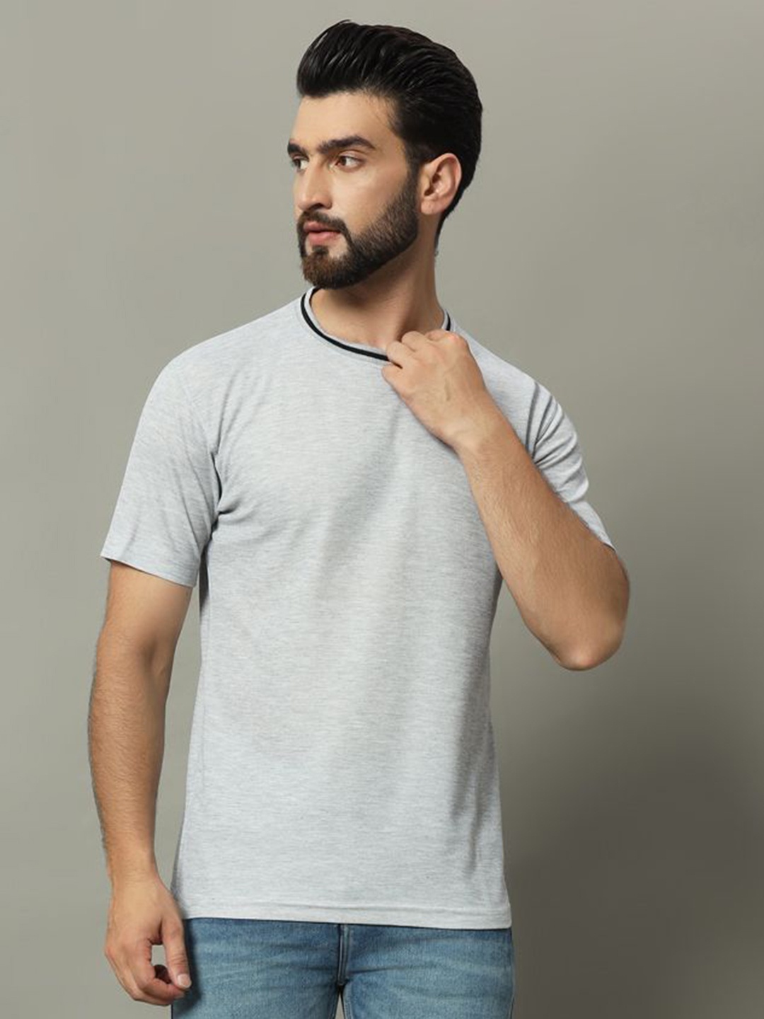 

GET GOLF Men Solid Round Neck Cotton T-shirt, Grey