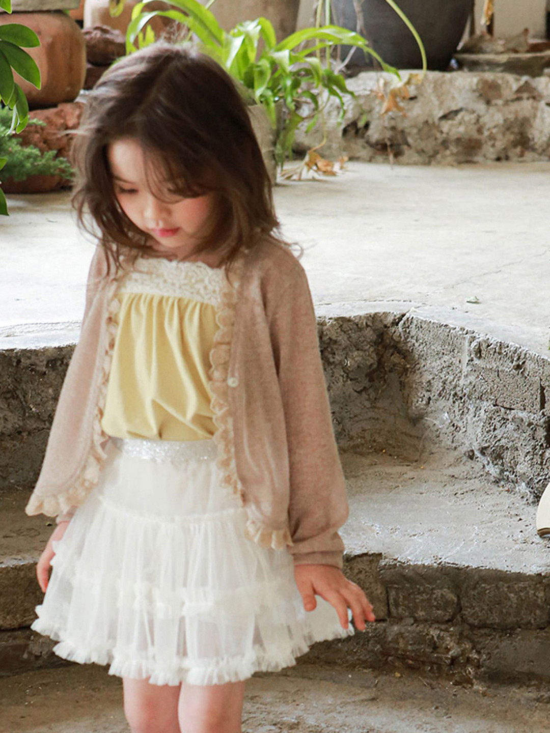 

LULU & SKY Top, Yellow