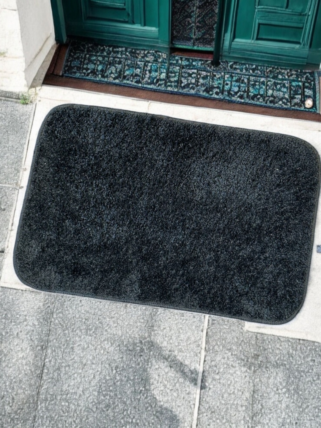 

Gallery99 Black Anti Skid Doormats