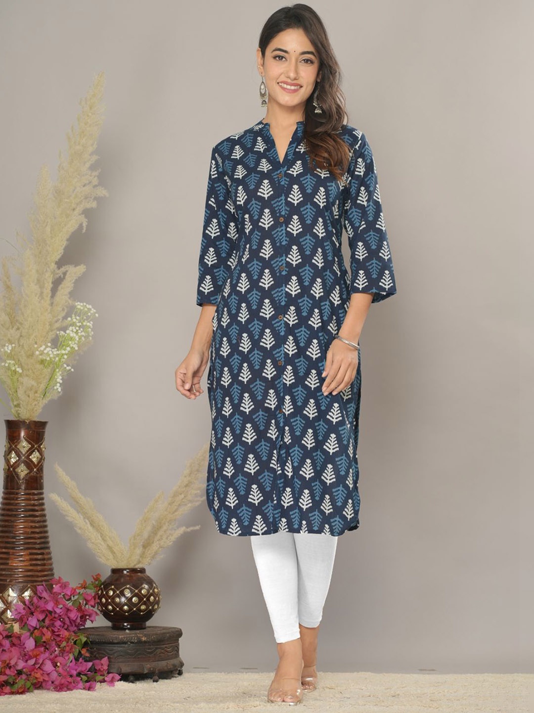 

Mehsoos Women Floral Printed Handloom Kurta, Blue