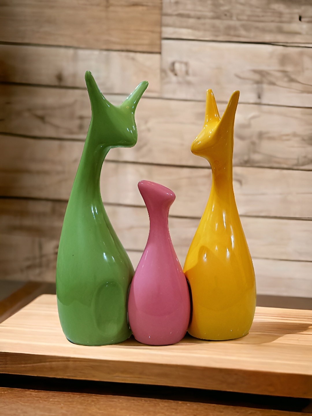 

Vrinban International Green Figurine Showpiece