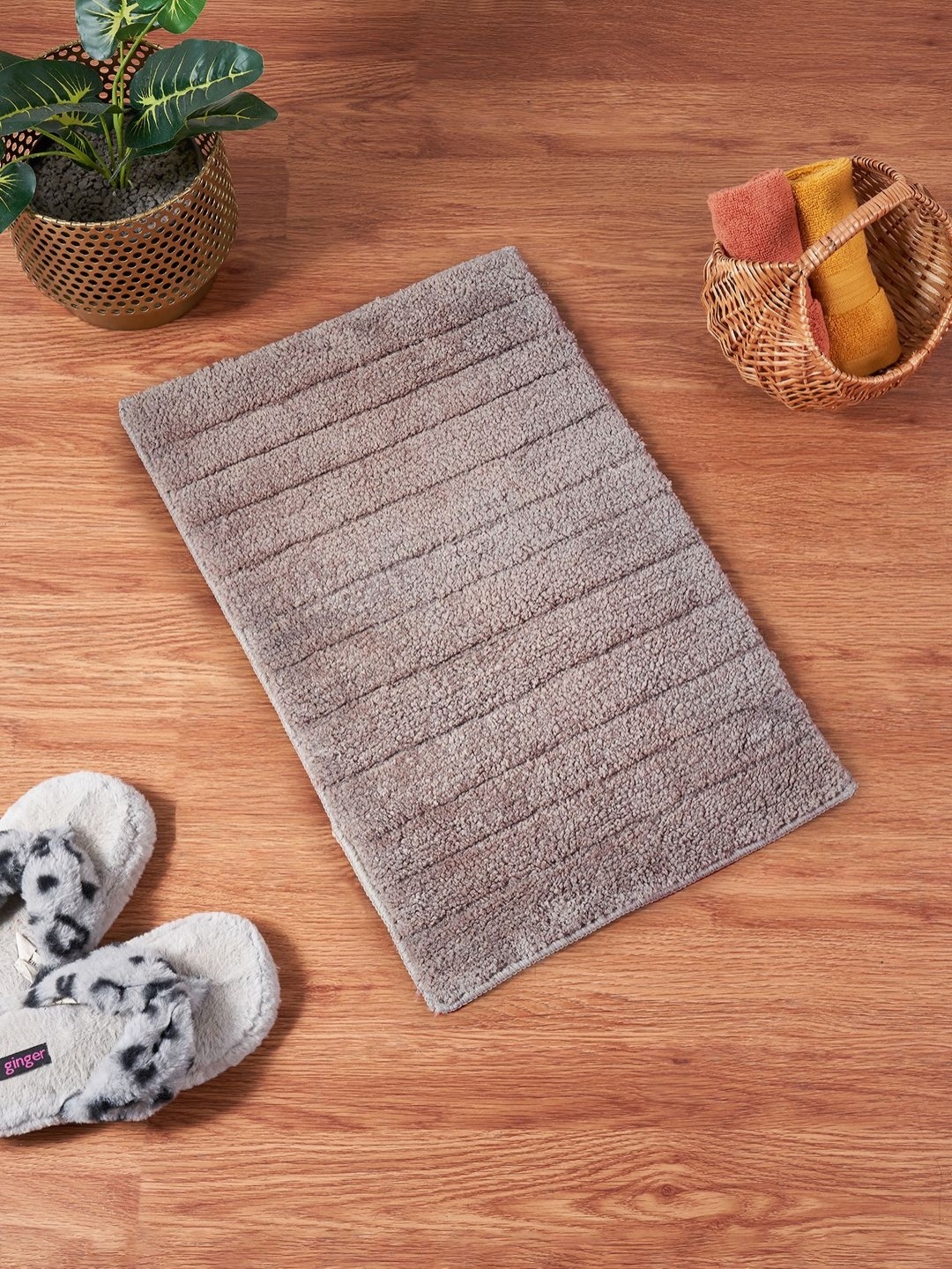 

Living scapes by Pantaloons Grey Striped Bath Rugs