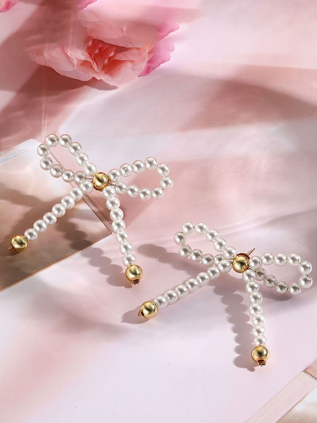 

StyleCast x Revolte Classic Studs Earrings, White