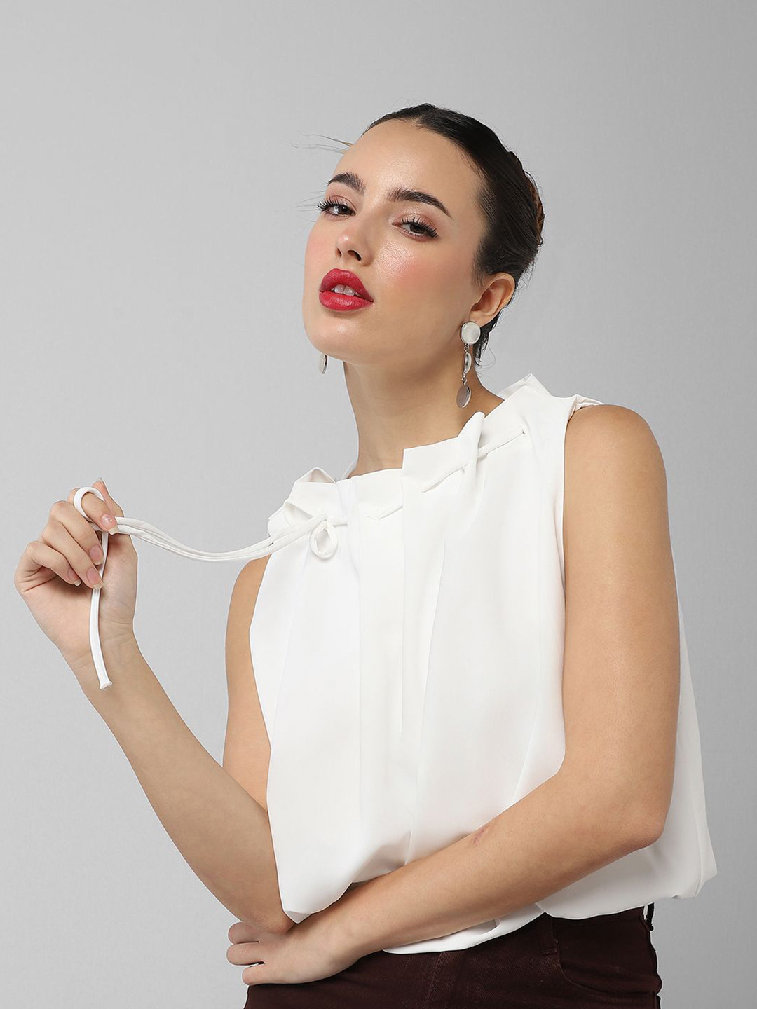 

SHOWOFF Women Blouson Crop Top, White
