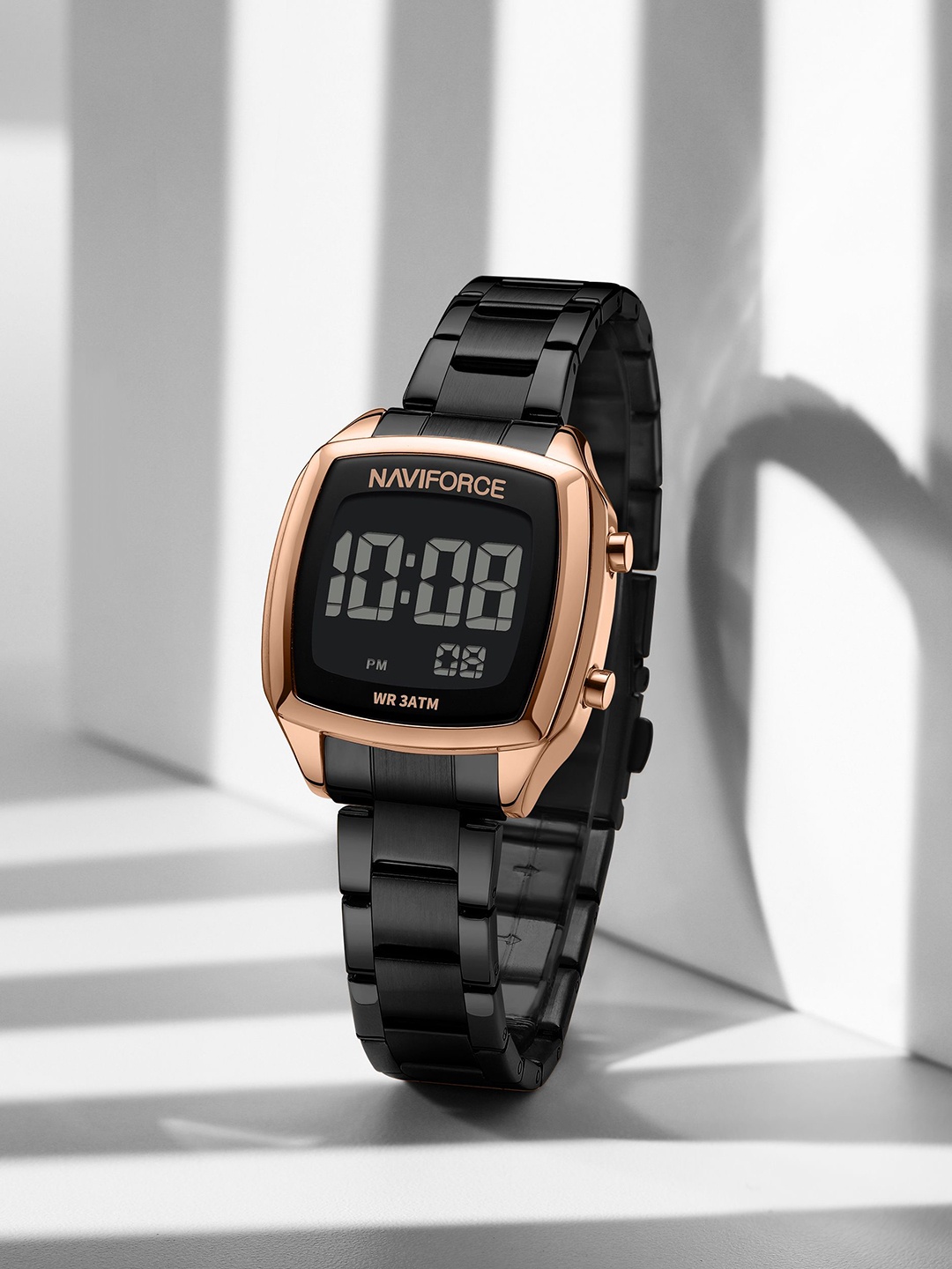

Naviforce Women Dial & Stainless Steel Straps Digital Watch NF5047_RG/B, Black