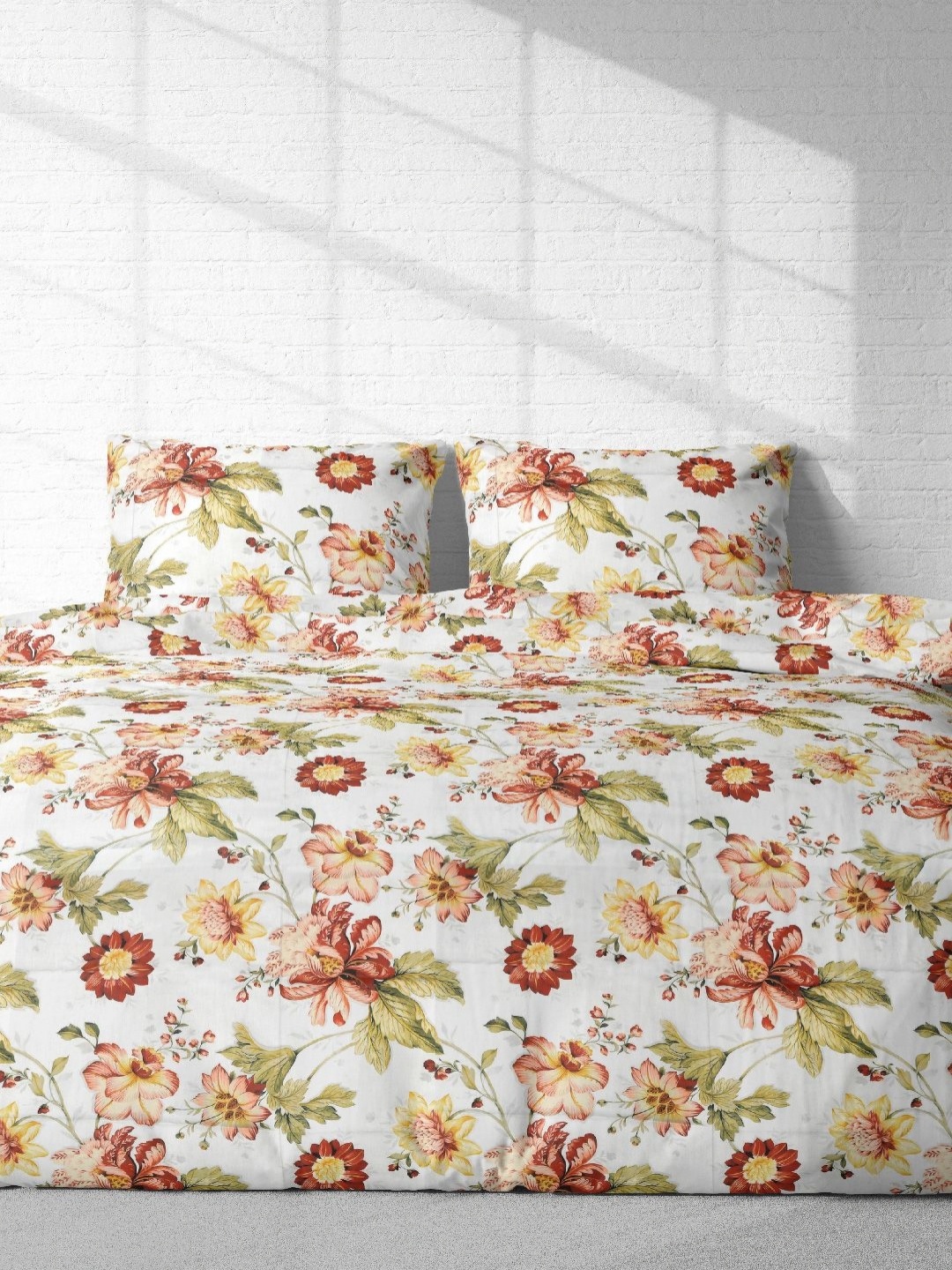 

VINTANA White & Rust Floral 300 TC King Bedsheet with 2 Pillow Covers