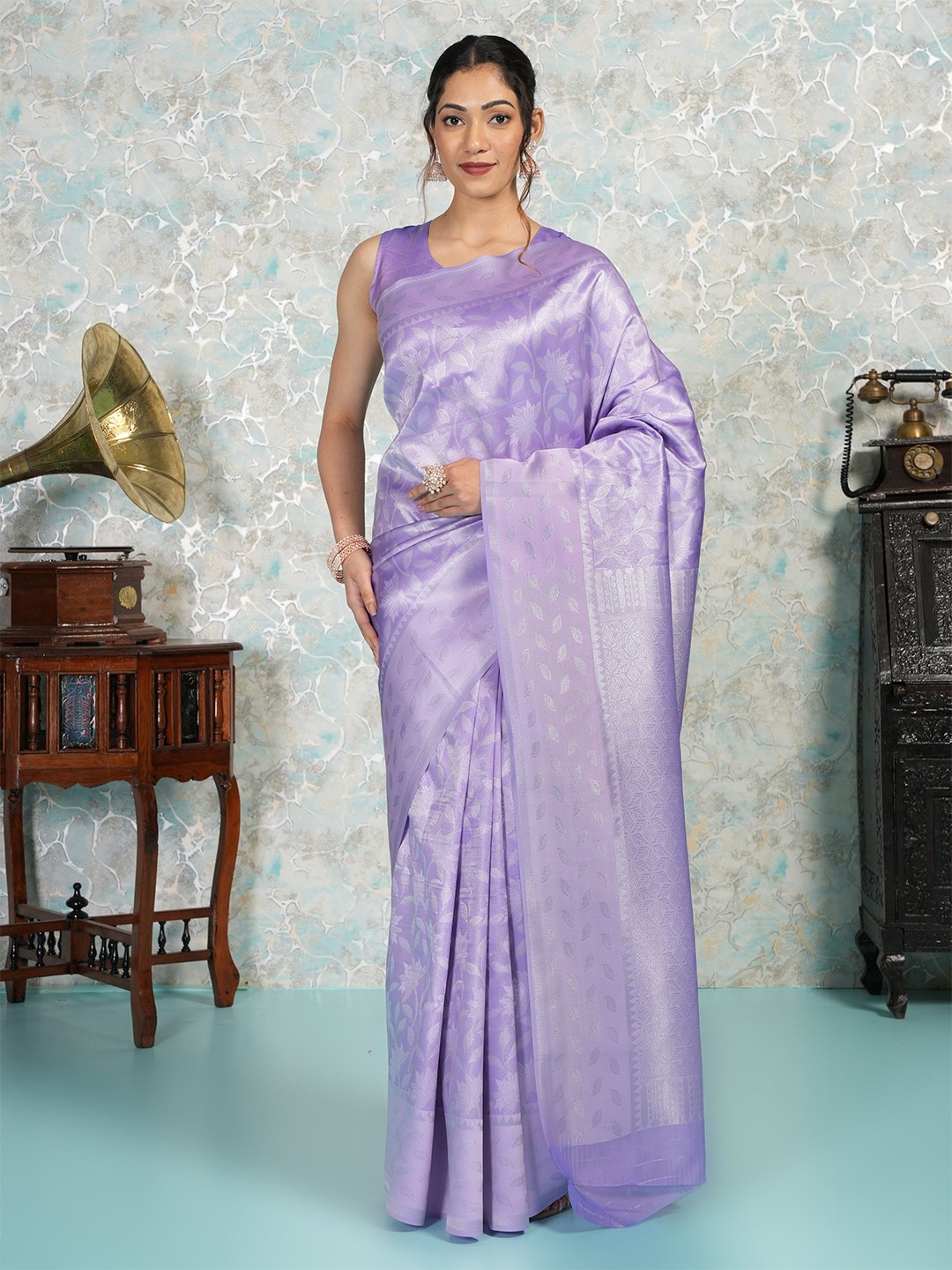 

MIMOSA Woven Design Zari Kanjeevaram Saree, Violet