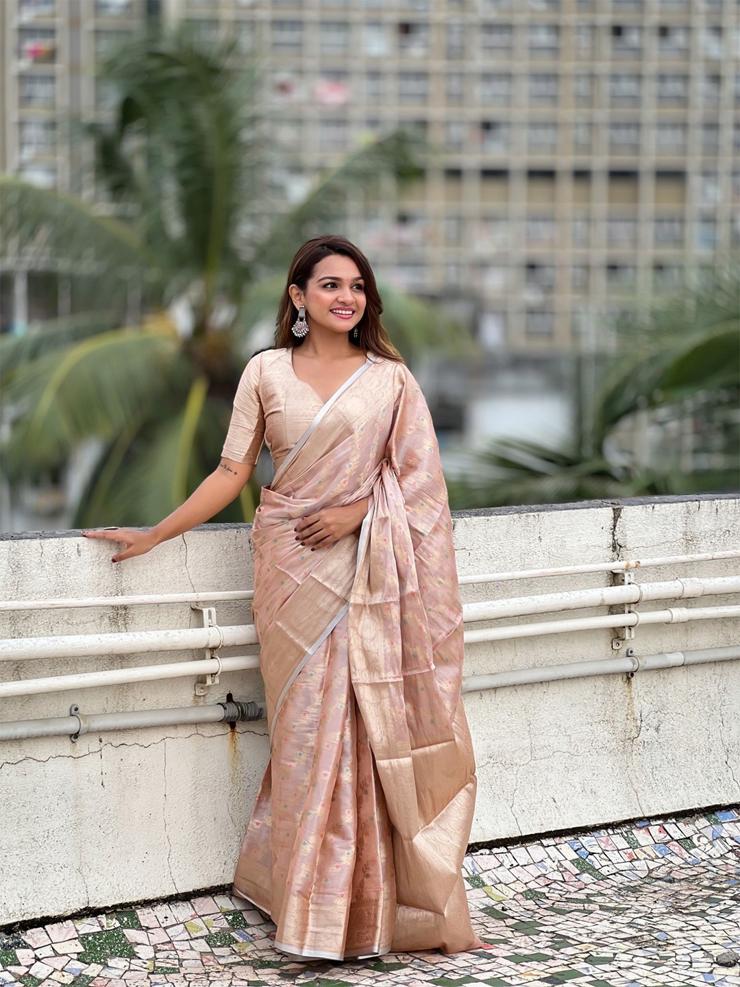 

LeeliPeeri Designer Woven Design Zari Silk Blend Designer Kanjeevaram Saree, Peach