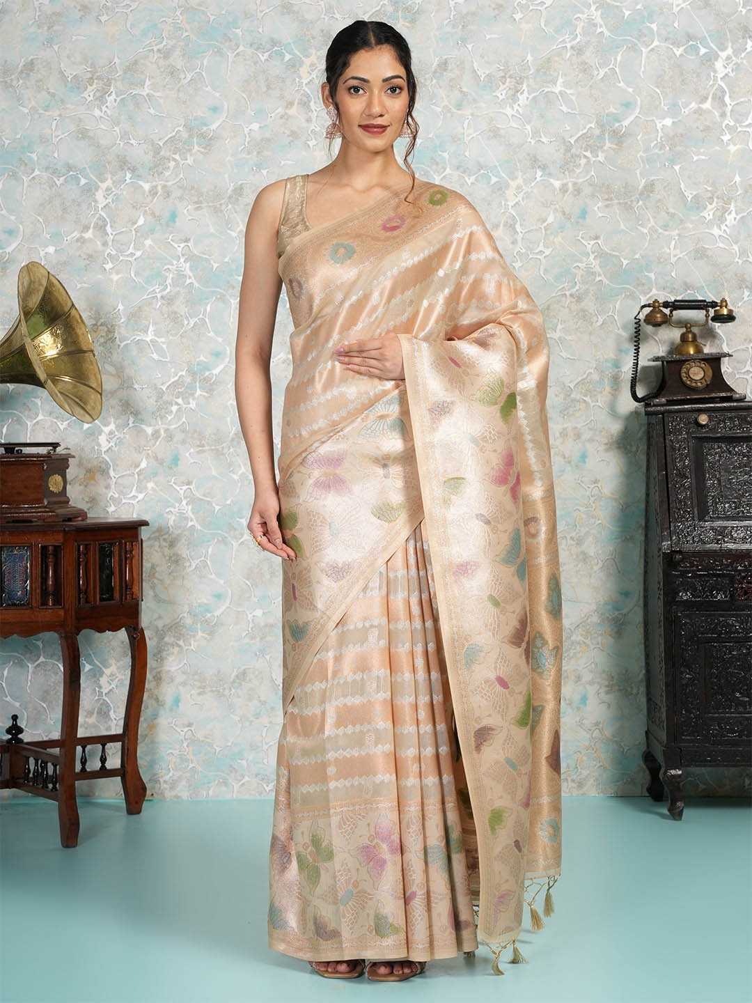 

MIMOSA Woven Design Zari Banarasi Saree, Peach