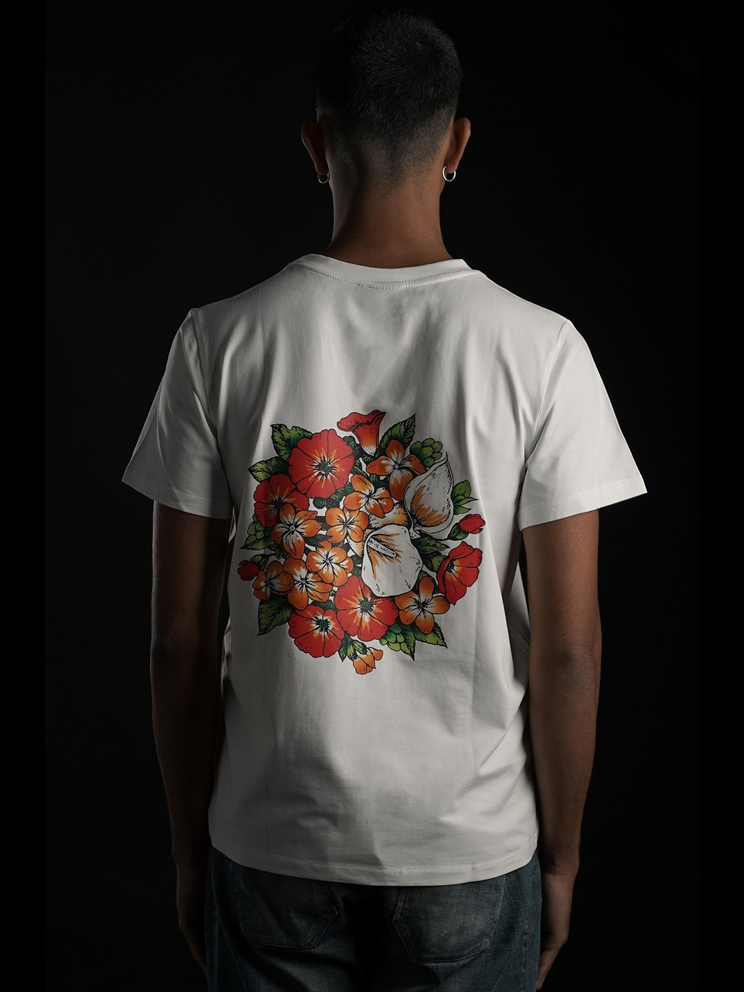 

EKSDEE Men Floral Applique T-shirt, White