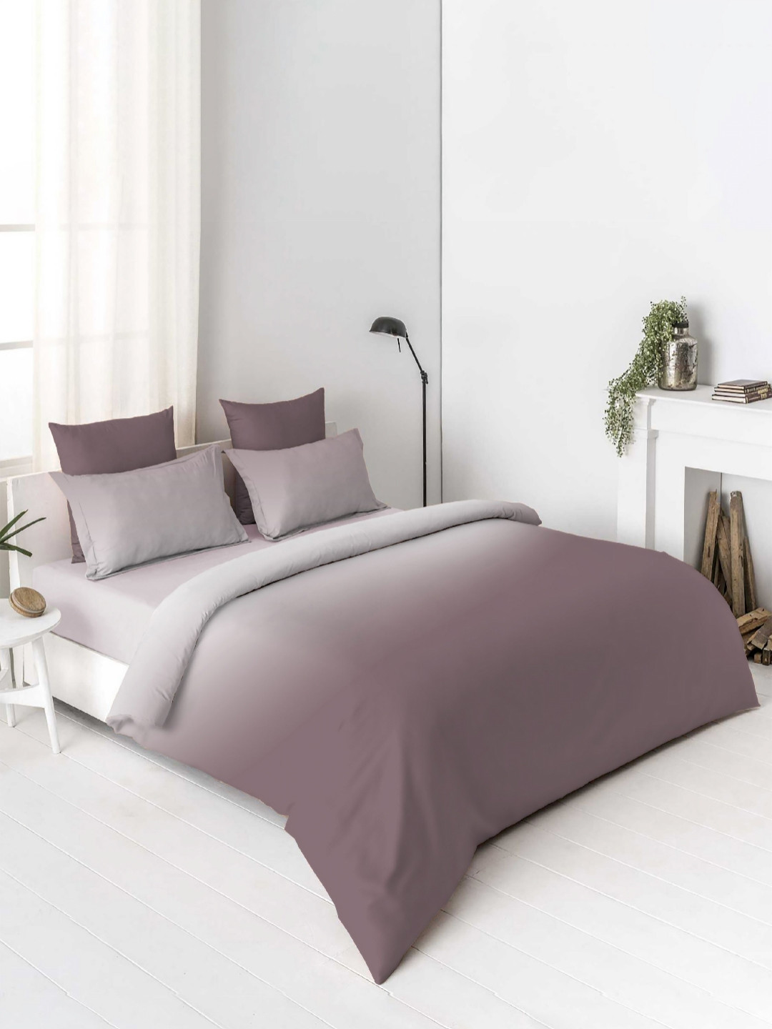 

VINTANA Purple King Bedsheet with 2 Pillow Covers