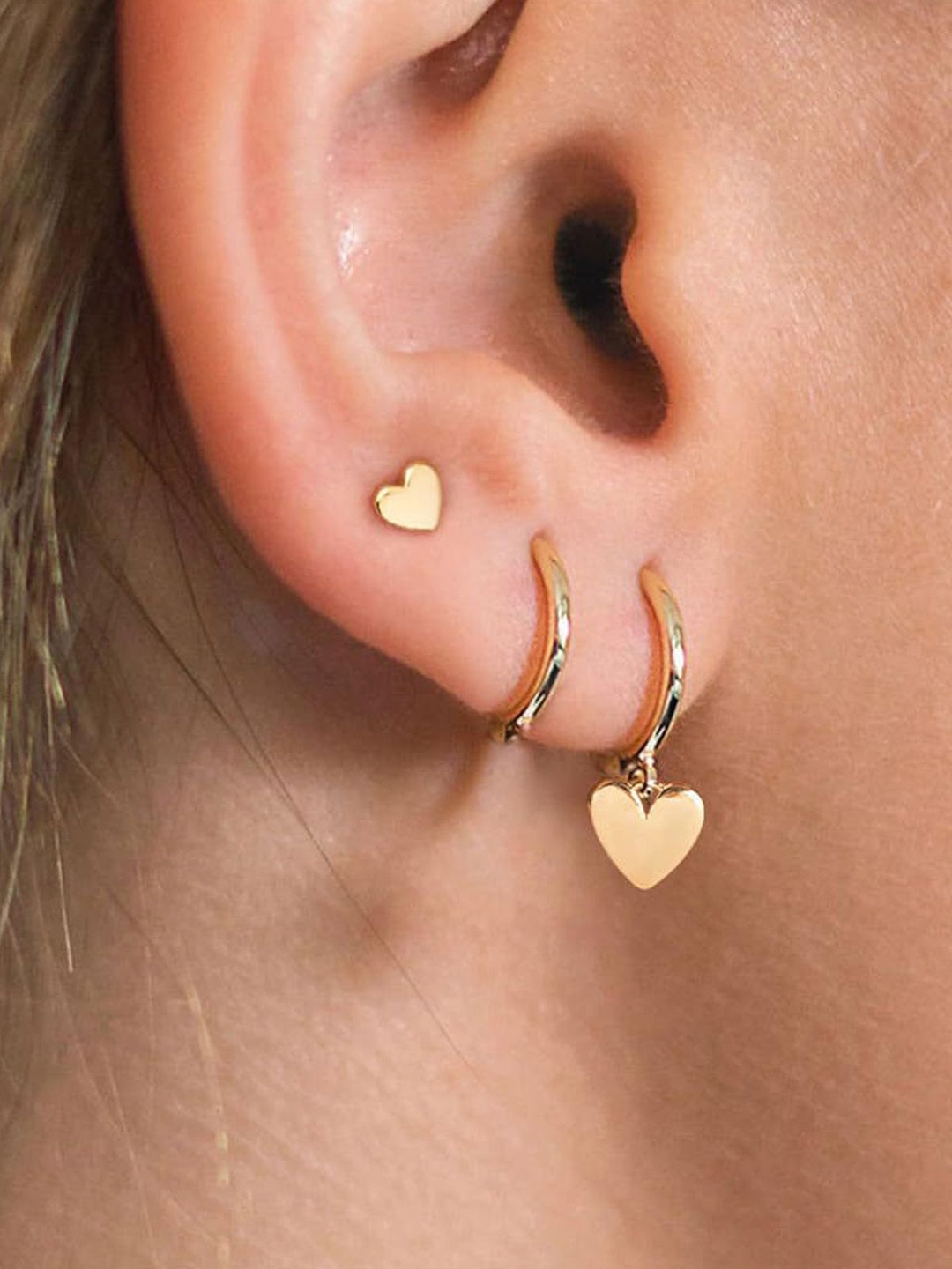 

StyleCast x Revolte Classic Studs Earrings, Gold