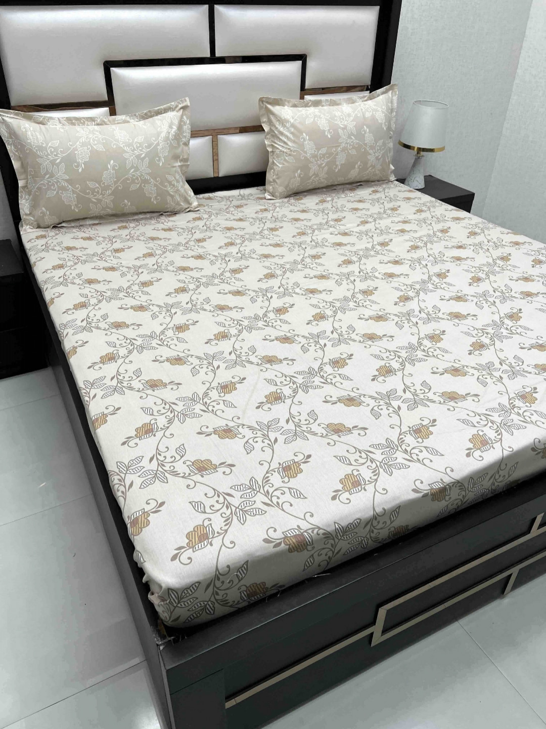 

Pure Decor Cotton King Size Double Bed Bedsheet With 2 Pillow Covers 2.74m X 2.74m, Brown