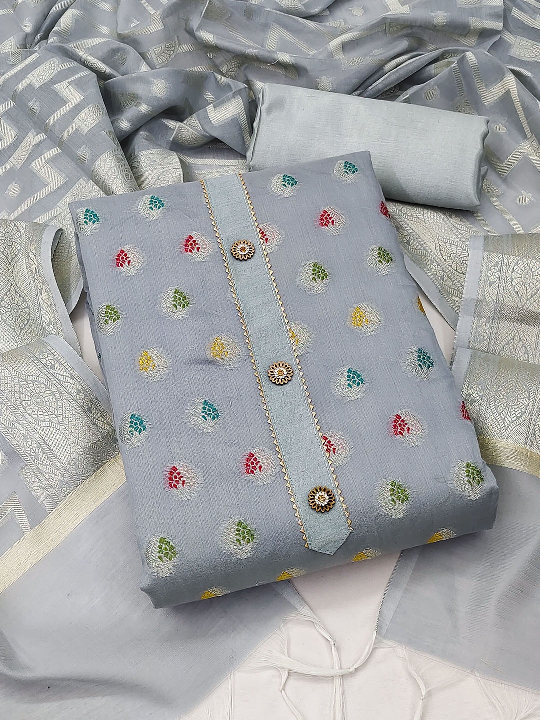 

Maroosh Unstitched Dress Material, Grey