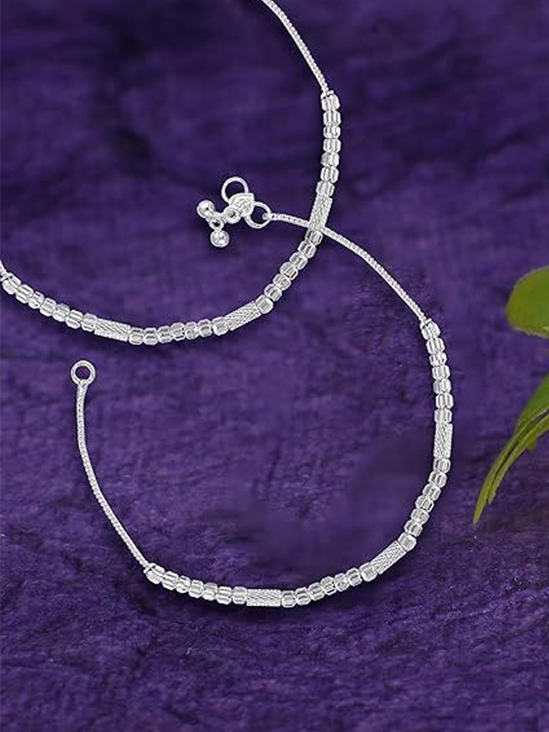 

Lila Silver-Plated Anklet