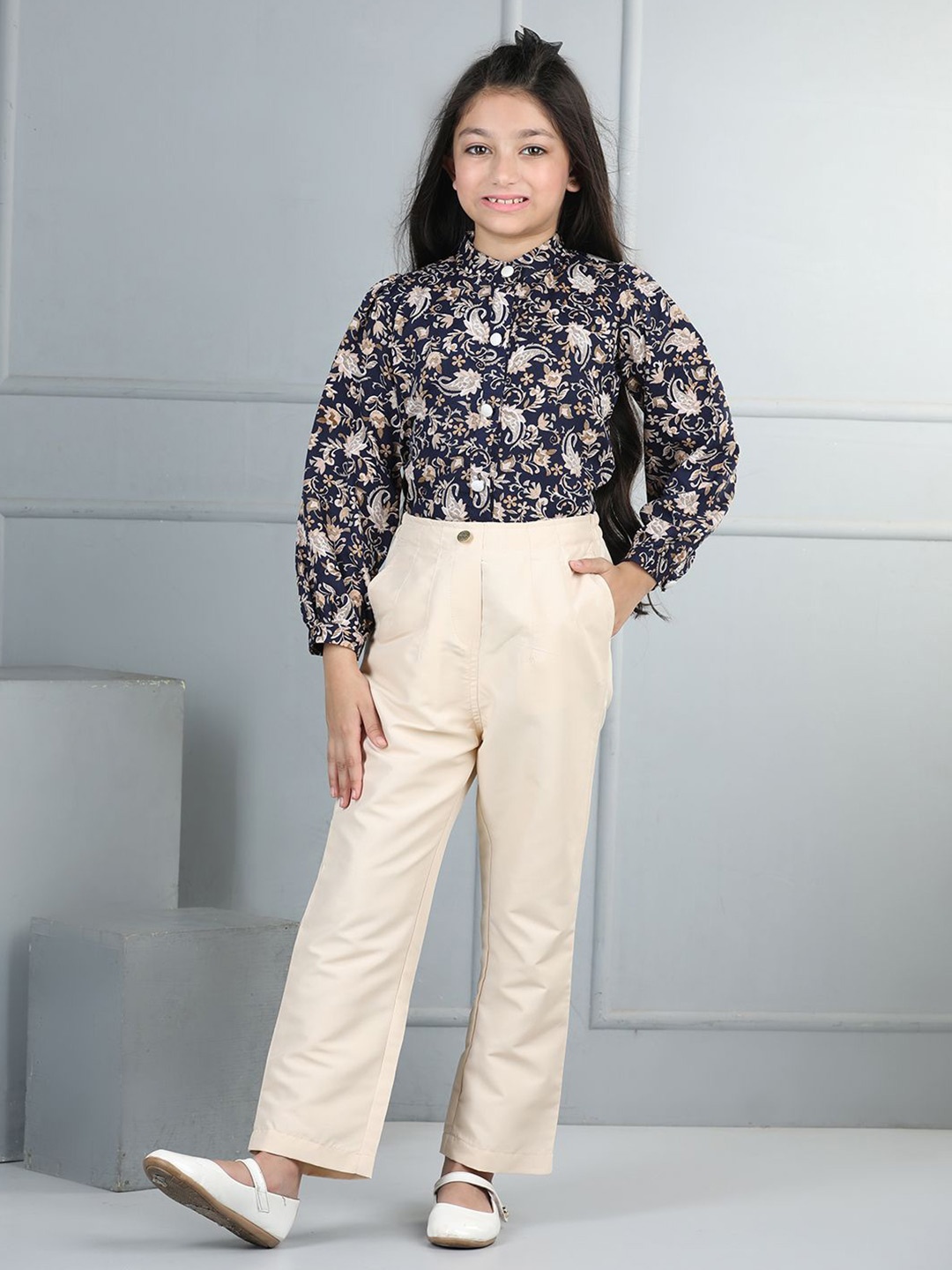 

Cutiekins Girls Printed Top with Trousers, Navy blue