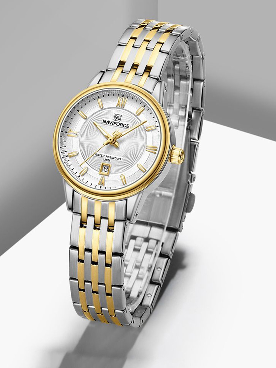 

Naviforce Women Stainless Steel Straps Analogue Watch NF8040L_S/G/W, White