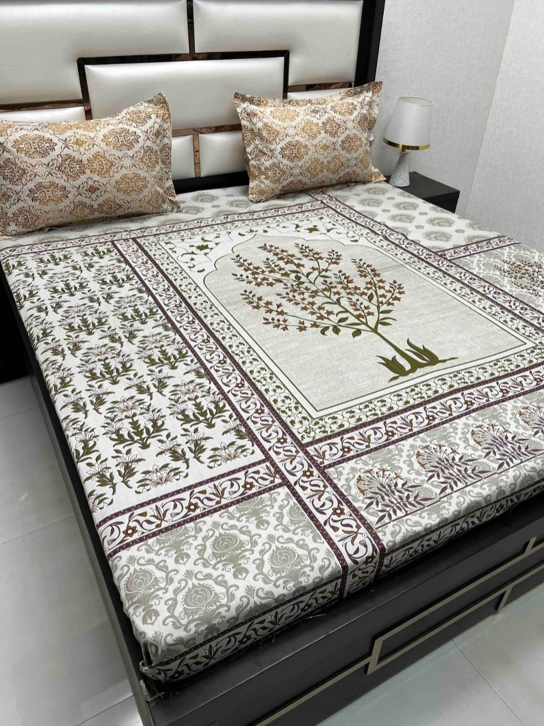 

Pure Decor Cotton King Size Double Bed Bedsheet With 2 Pillow Covers 2.74m X 2.74m, Brown