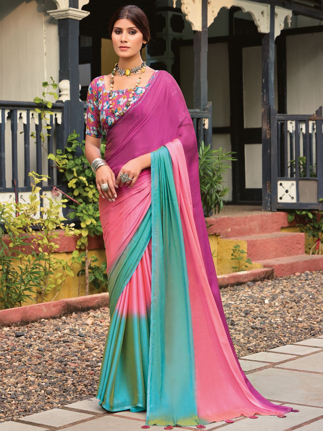 

Mitera Colourblocked Beads and Stones Poly Chiffon Saree, Pink